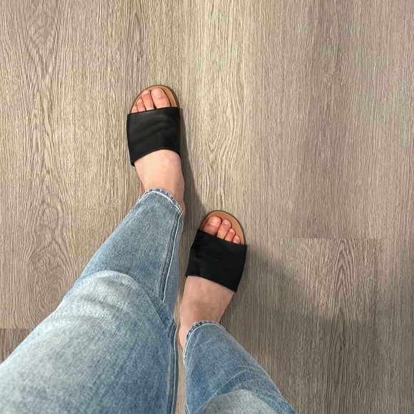 Steve Madden - Leather open-toe sandals, Black, Size 8 - Picture 2 of 3